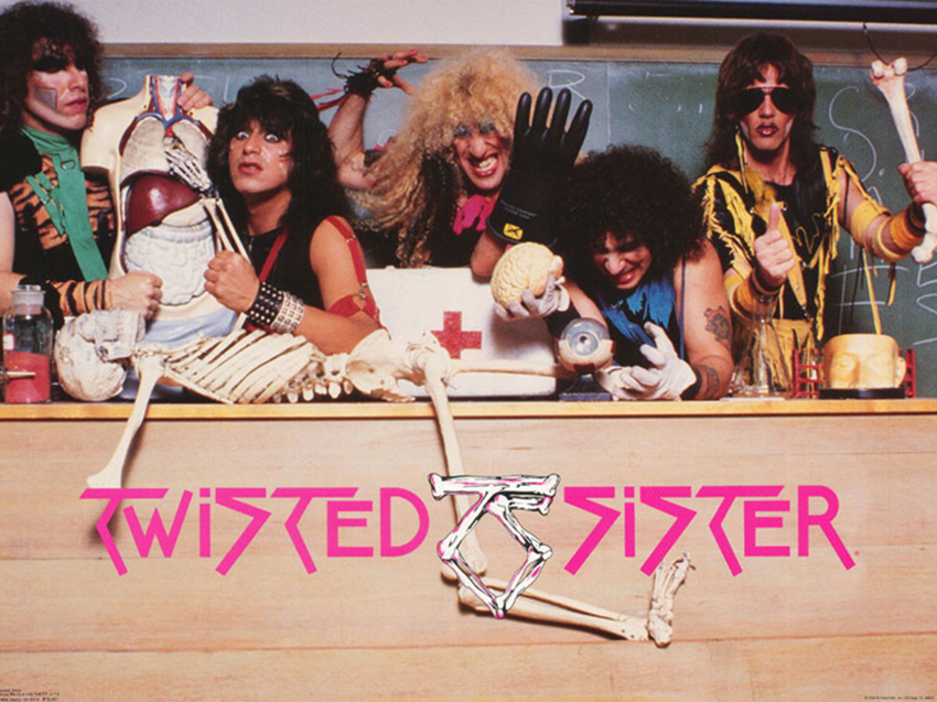 Twisted Sister and their "huevos con aceite"